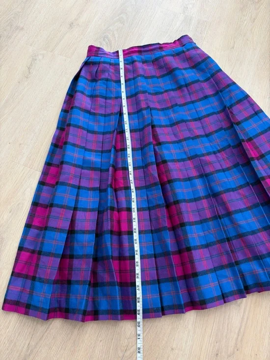 Vintage Wool Pleated Midi Skirt in Blue and Purple Plaid Size Small - Picture 7 of 7